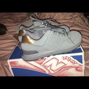 Women’s new balance 574 size 8-1/2